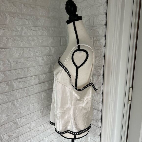 White Satin Camisole Top with Black Trim - Picture 3 of 5